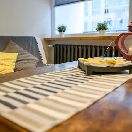 Chmielna Wood Lux Apartment Варшава Екстериор снимка