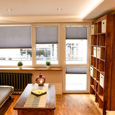 Chmielna Wood Lux Apartment Варшава Екстериор снимка