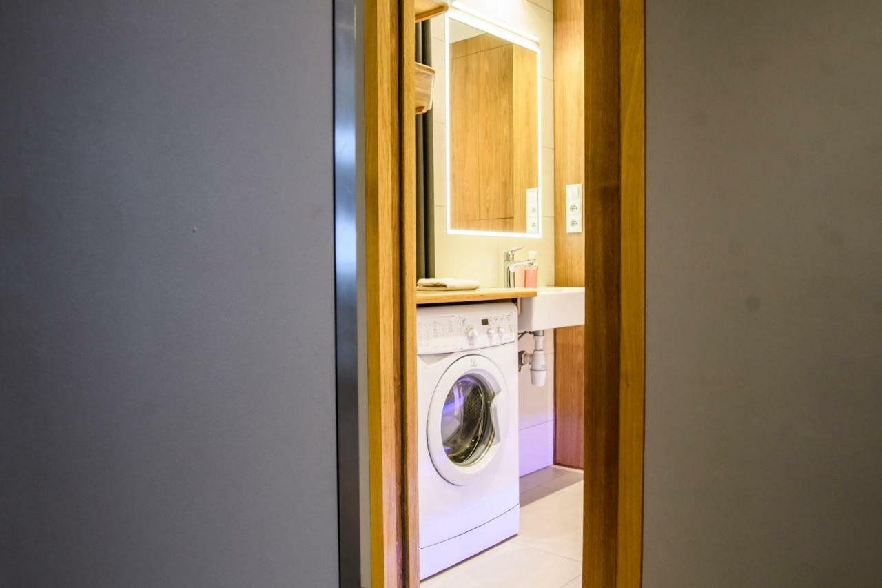 Chmielna Wood Lux Apartment Варшава Екстериор снимка