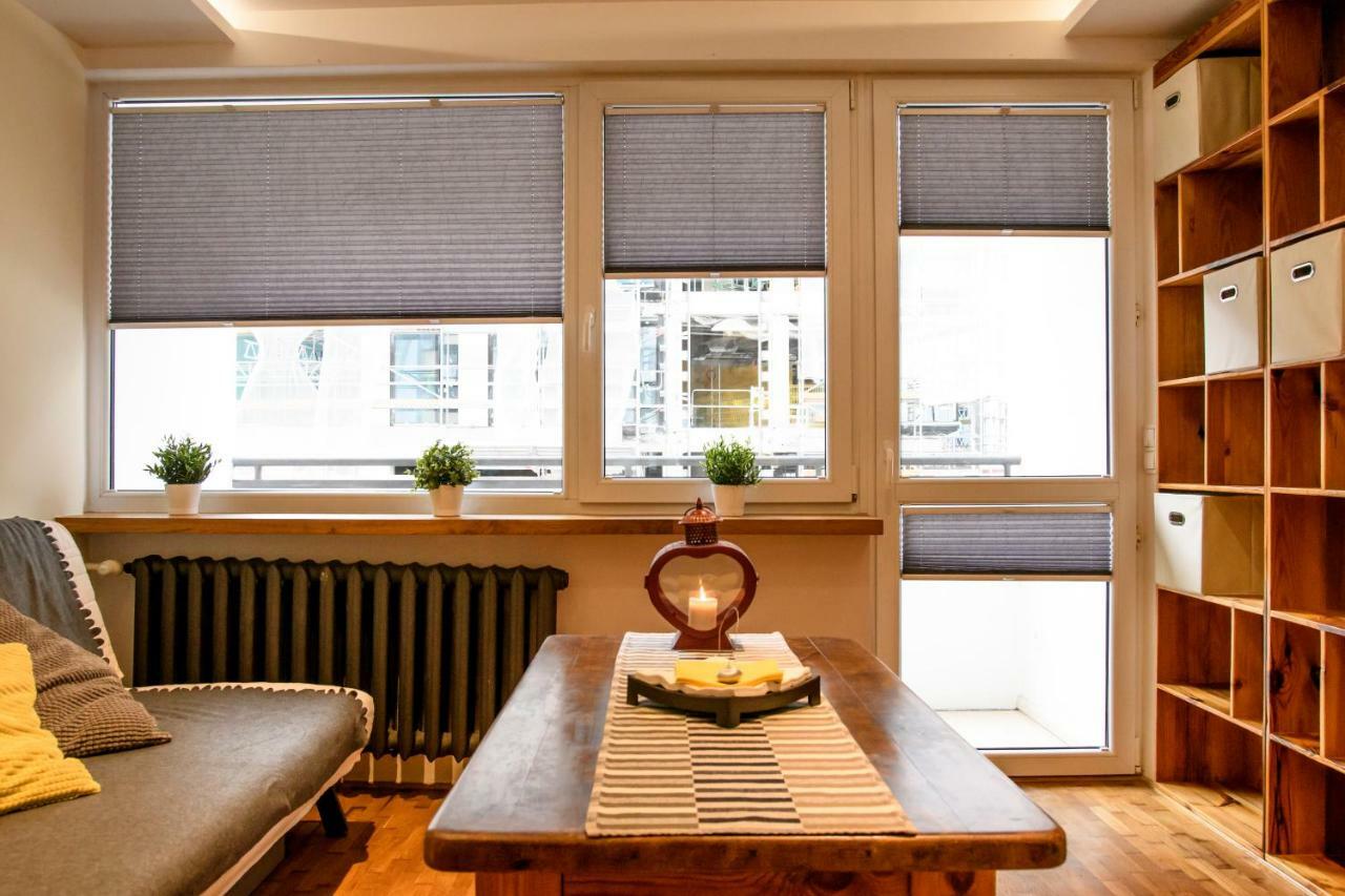 Chmielna Wood Lux Apartment Варшава Екстериор снимка