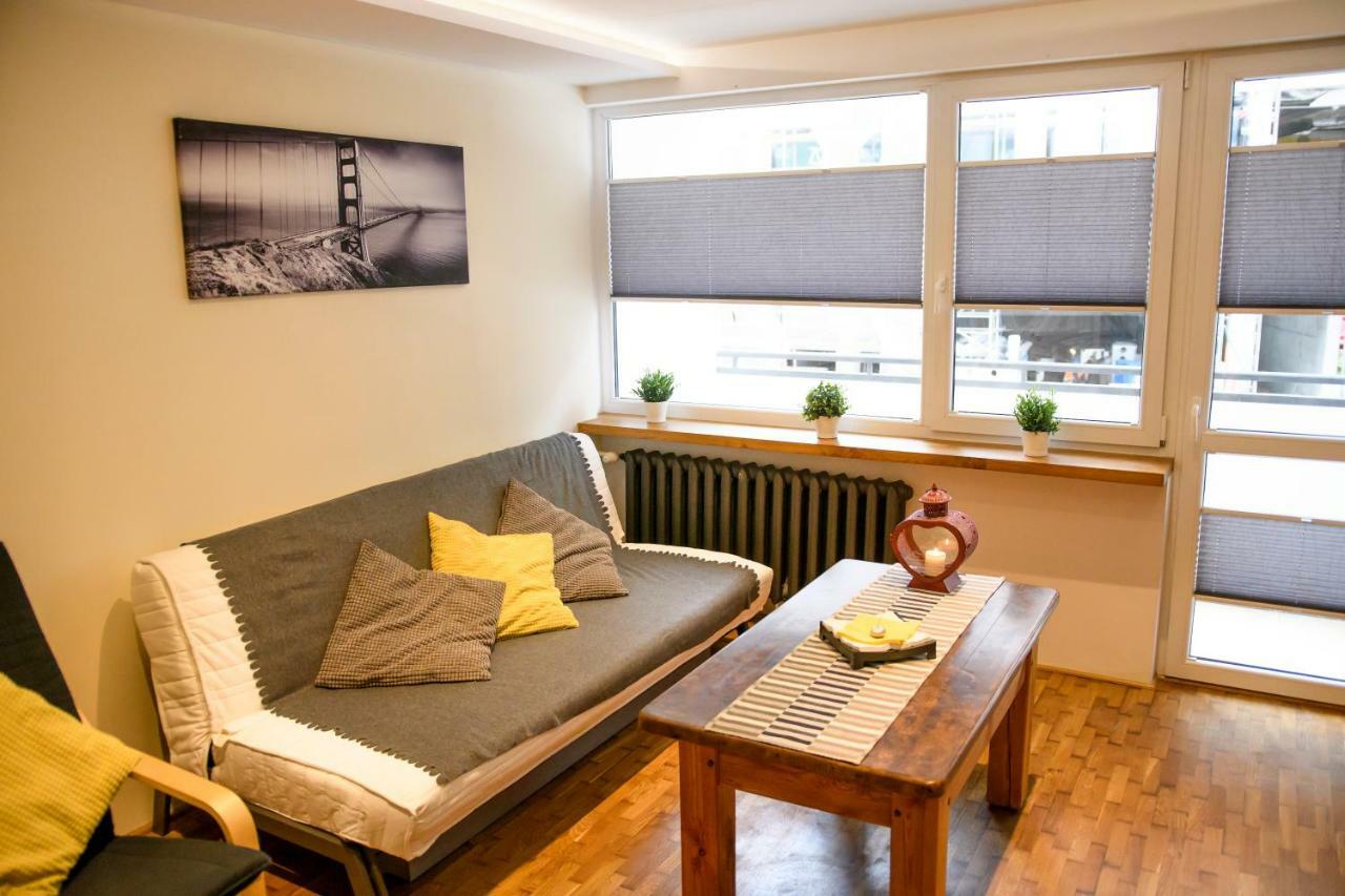 Chmielna Wood Lux Apartment Варшава Екстериор снимка