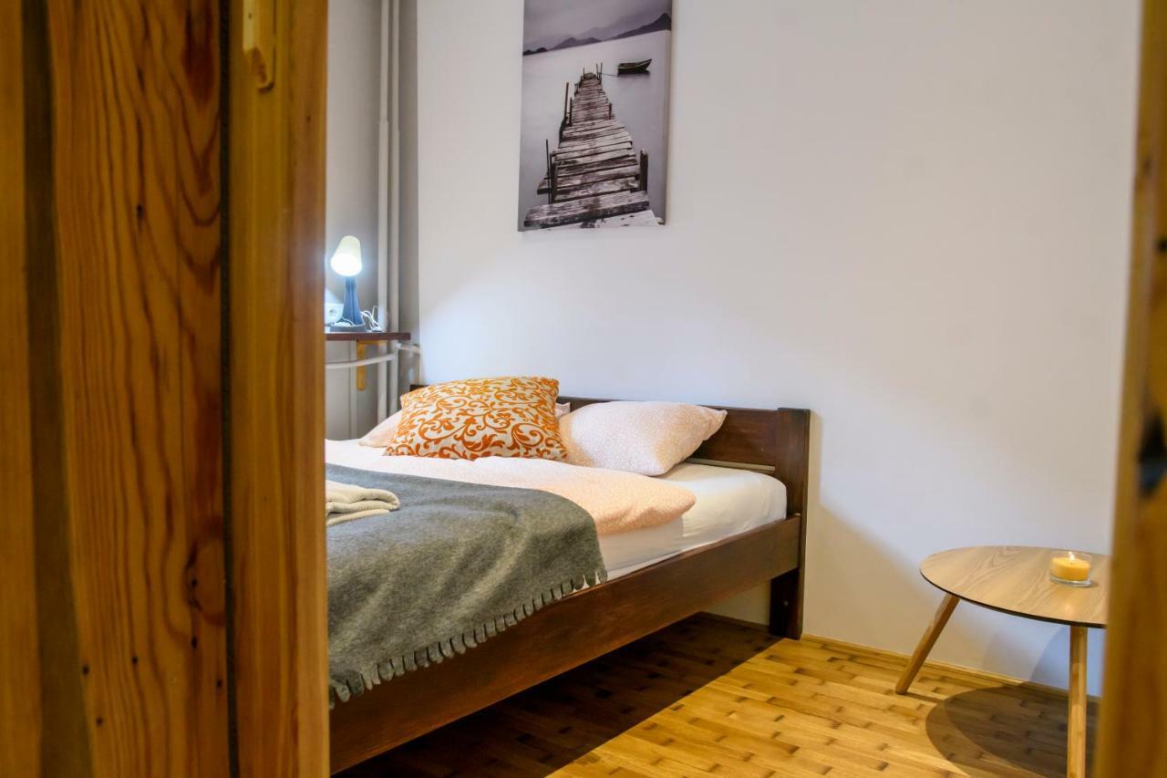 Chmielna Wood Lux Apartment Варшава Екстериор снимка