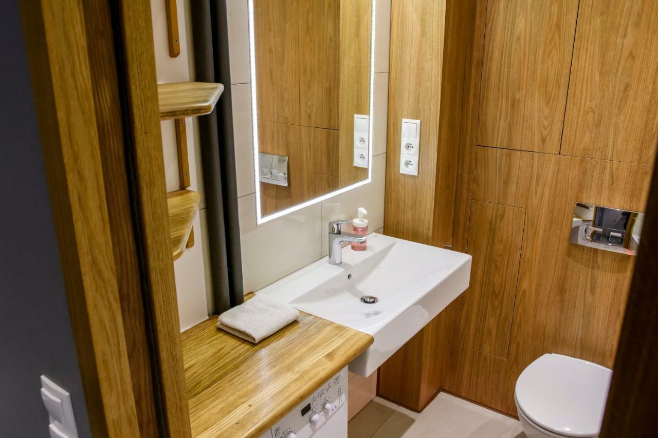 Chmielna Wood Lux Apartment Варшава Екстериор снимка