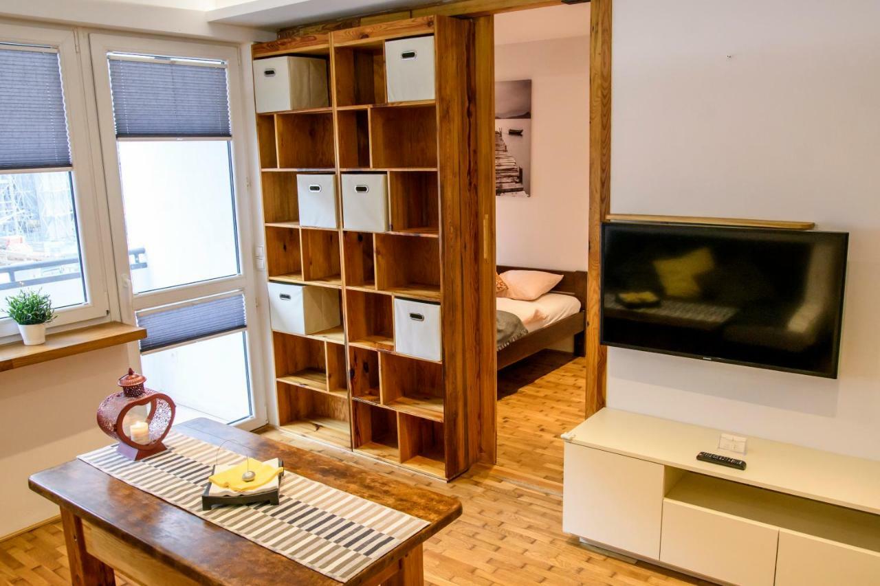 Chmielna Wood Lux Apartment Варшава Екстериор снимка